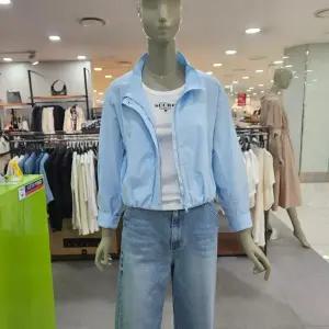 시슬리/애플아울렛/젤로 모크넥 크롭 점퍼 SAJP33331