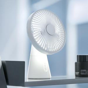 리브제 무선 미니 선풍기 탁상용 캠핑 사무실 책상 써큘레이터 LIVJET-AIRLIGHT02