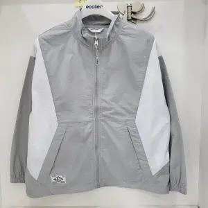 [에꼴리에]블록 배색 반목 점퍼(24B0101)_US