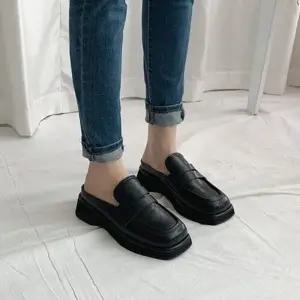 [하프클럽/]뮬 로퍼 뮬블로퍼 가죽 샌들 여성뮬슬리퍼 블로퍼