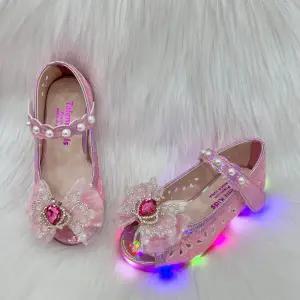 (모다시흥)탈렌트클로젯 TSY31HNWS02 TS왕관리본LED오픈샌들_SH