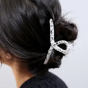 [비투비월드][엔젤슈슈] 페인팅 꼬임 대왕 집게핀(화이트)