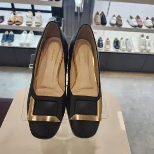 엘칸토 HC10 여성사각장식정장구두검정 여성소가죽비지니스정장구두 LCWD88U3