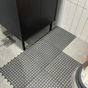 욕실 화장실 미끄럼 방지 바닥 매트 그레이/발판/논슬립/패드/발매트/계단/수영장/깔판/베란다/목욕탕/샤워