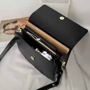 6col 데일리 3단공간 스퀘어 핸드백 하객룩 가죽 크로스백 mo1956