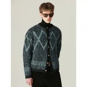 [비욘드클로젯][N ARCHIVE COLLECTION] 럭스 버튼 헤어리 라운드 가디건 블랙