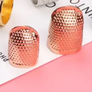 뜨개질 쇠골무 바느질용품 손가락 보호 엄지 투구골무 실리콘골무