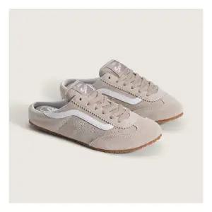 [반스](광주신세계)VANS 슈퍼 로우 프로 뮬 VN000EEWTUP