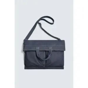 [국내] 자라 남성 ZARA 데님 토트백 - 블루 3321/720/400 Men 3372651