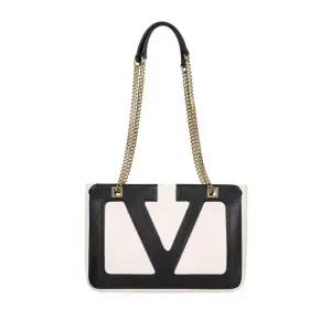 [롯데백화점]발렌티노 비바 슈퍼스타 나파 레더 미디엄 쇼퍼 백 6W2B0R13 PTJ R4V