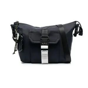 [스타필드 수원] 아페쎄 TRECK 트렉 버클 나일론 크로스백 PAAFH-H61734 IAK