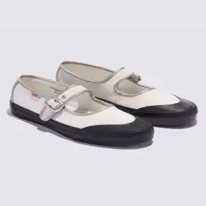 [스타필드하남] 반스 다크 메탈 Mary Jane 메리 제인 VN000CRRYB21