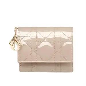 MUST IT_디올 Lady Lotus 지갑 S0181OVRB_M51U