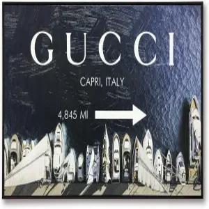 카프리 로드 사인 모던 코스트 도크 사진 윈우드 스튜디오의 손으로 그린 액센트가 있는 액자 월 아트