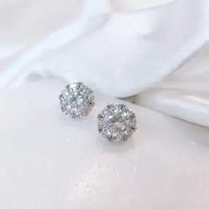 다이아몬드 주얼 다이아 꽃 클러스터 스터드 귀걸이