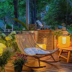 접이식 썬베드 비치의자 테라스 야외 펜션 필로우 문 로킹 체어