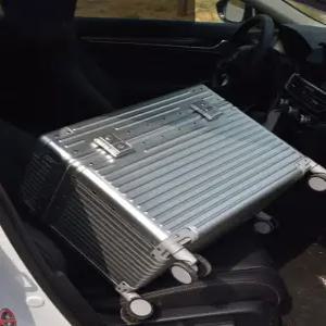 승무원캐리어 풀메탈 파일럿캐리어 위로열리는 가방 은색