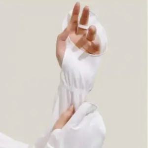 [패션] 2색 1쌍 여성용 쿨토시 자외선차단 손등덮는 팔 토시 손등쿨토시 골프 운전 여름토시