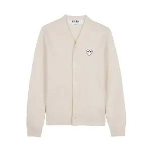 [롯데백화점]꼼데가르송 FW25 공용 화이트하트 와펜 가디건 AX N066 051 NATURAL