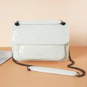 체인줄 가죽 여성 핸드백 숄더백 가방 대 아이보리