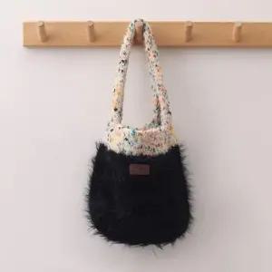 랍슨유통 미니 핸드백 디자인 여성 뜨개 외출 마실 주말 숄더백