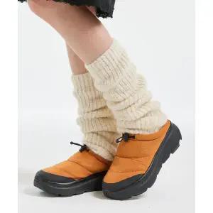 아키클래식 AKIII CLASSIC 밴프 리커버리 패딩 뮬 진저