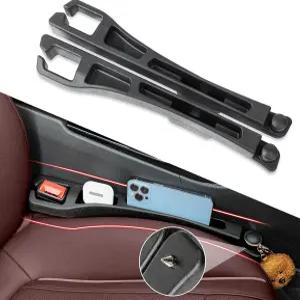 2PCS 카시트 갭 필러 정리함 4In1 시트와 콘솔 사이에 충전 보관 후크 기능 및 숨겨진 소형 해머가 있는