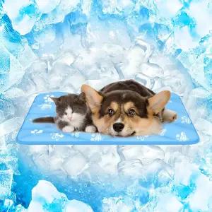 반려견용 라이웰 초흡수성 쿨링 매트 24인치 x 18인치 아크칠 3.0 및 색상 변화 시원하고 건조한 상태 유지