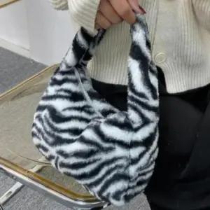 여자 호피 미니백 레오파드 퍼 손 가방 토트백