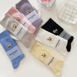 준캡 여자 여성 성인 학생 화꽃 중목양말 봄 여름 가