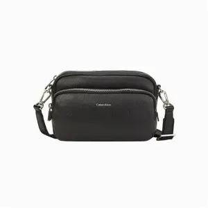 캘빈클라인 진 4D3159G-UB1남성 레이스드 로고 카메라 백팩 387273