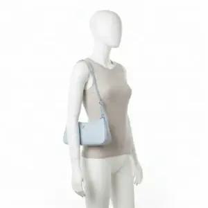 캘빈클라인진 여성 하드웨어 모노그램 스몰 숄더 백 4F3170G 5F9 384426