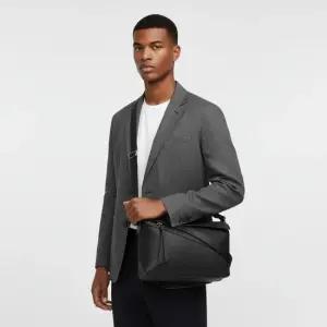 SS26 남성 라지 퍼즐 엣지 숄더백 B510P00X05 1100