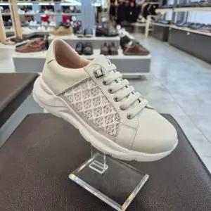 [엘칸토]엘칸토 HC11 양가죽 여성 스니커즈 M2H9U51J310 (48023138)