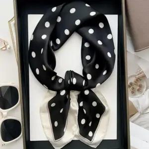 땡땡이 포인트 쁘띠스카프 봄 실키 사각스카프 스카프 매는법 봄 실크 남자