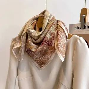 지앤지 고급 사각 스카프 엘레강스 패턴 봄 가을 여성 간절기 목 숄 숄더 면 머플러 목도리 넥카프