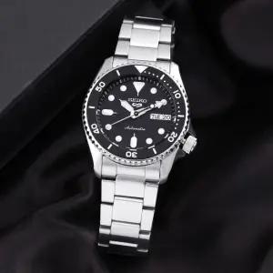 MUST IT_5 SRPK29K1 오토매틱 데이데이트 사파이어 다이버룩 남자 메탈 시계 d4