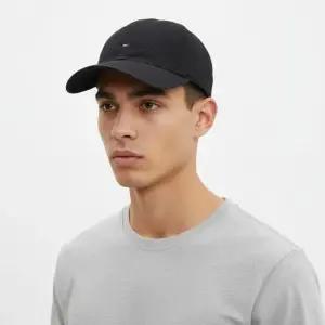 타미힐피거 69J5980 001 클래식 로고 자수 볼캡