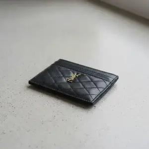 MUST IT_남성 퀼팅 가비 카드홀더703219 1EL1W 1000