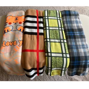 폴라폴리스 대형담요 150cm X 200cm 무릎담요 빅사이즈 학교 사무실 캠핑 낚시 등산