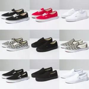 [롯데백화점]반스 코어클래식 남녀공용 어센틱 슬립온 VN000EE3 VN000EYE1