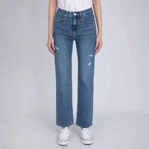 게스 여성 청바지 뉴 슬림 스트레이트 미디엄블루 YN1D6050