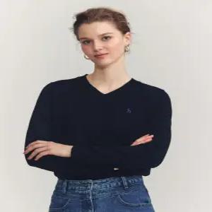 헤지스 여성 24FW [울100%] 블랙 브이넥 스웨터 HSSW4CC76BK