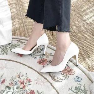 ONM 스틸레토 뾰족코 베이직 옆트임 여성 하이힐 구두 4f