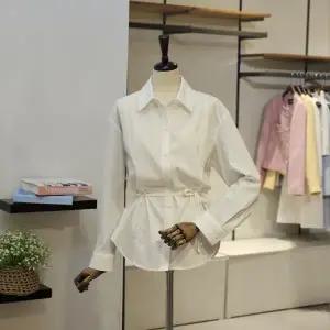 [대구백화점] [반에이크]벨티드 절개라인 셔츠(VB53BLM101A)