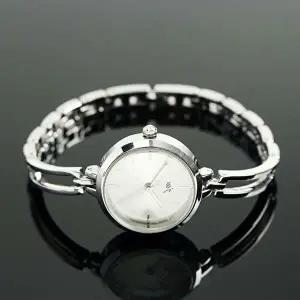 여성 손목시계 실버 패션 대학생 직장인 악세사리-WFHMAWU