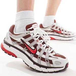 [나이키] P6000 W 메탈릭 써밋화이트 레드 HJ9598-100