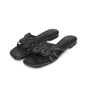 바바라 양가죽 B시그니처 장식 여성 플랫 샌들 1cm_BBH331