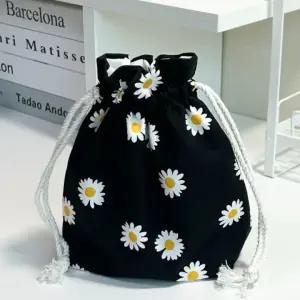 국내 자체제작 핸드메이드 데이지 복조리 파우치