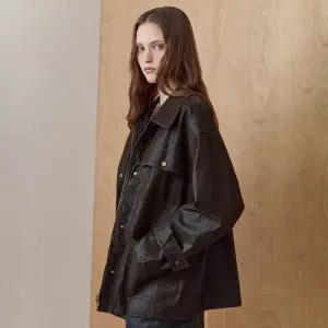 [마쟈]피치 가공 크랙 페이크 레더 워크 자켓